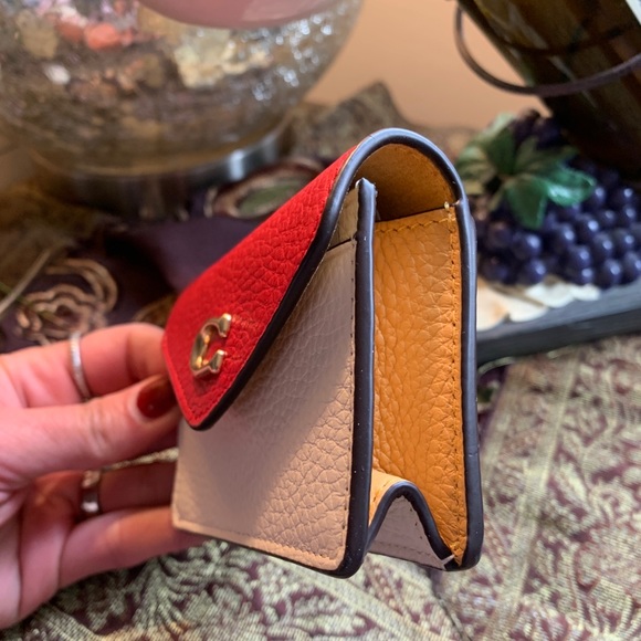 Coach Accessories - SOLD⛔️Authentic COACH Pebbled leather Colorblock flap snap card case